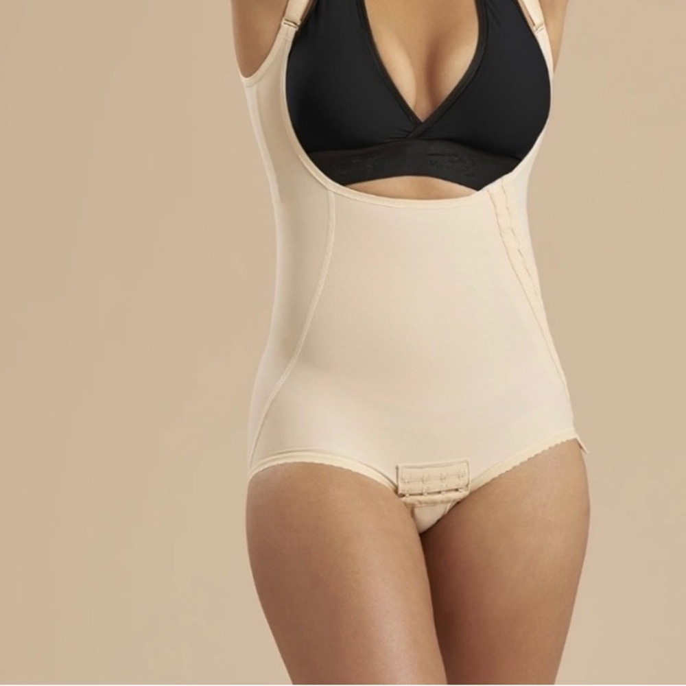 NWOT Marena Recovery Girdle